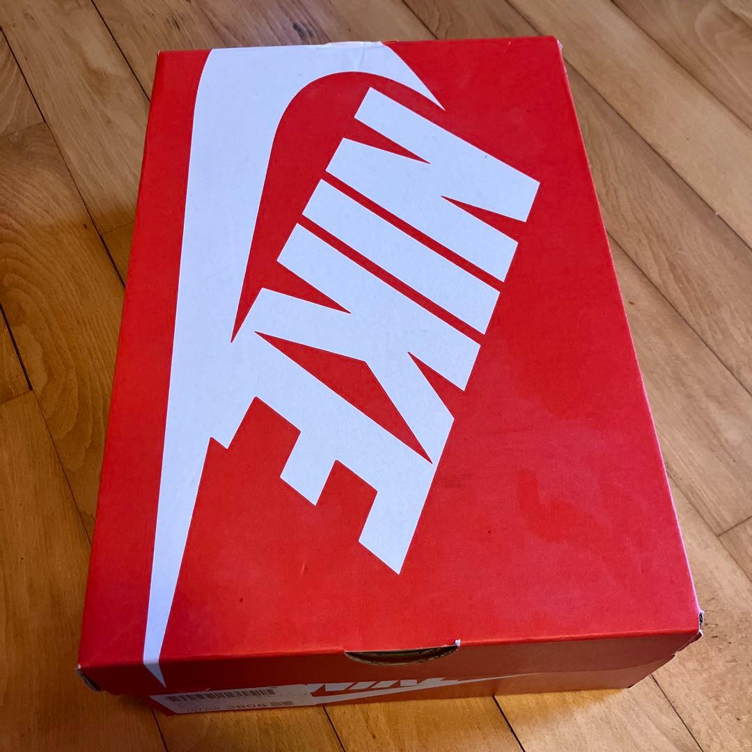 ナイキ ウィメンズ フェニックス ワッフル アイボリー　25cm 未使用　美品