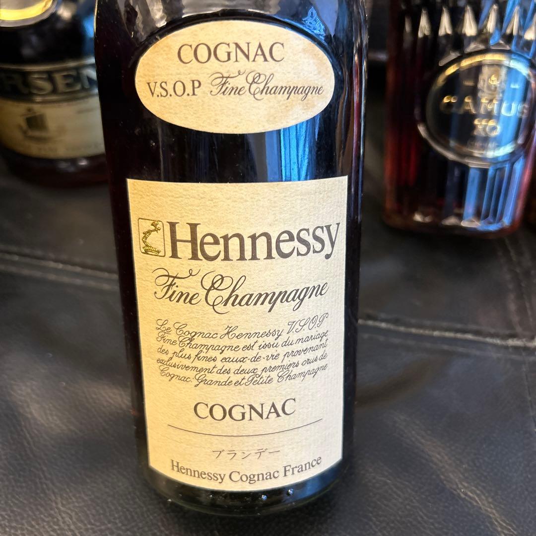 未開栓 古酒　カミュ、ヘネシーほか計8本