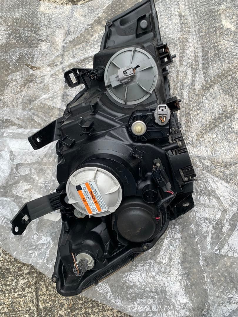 ステップワゴンヘッドライト 2個セット