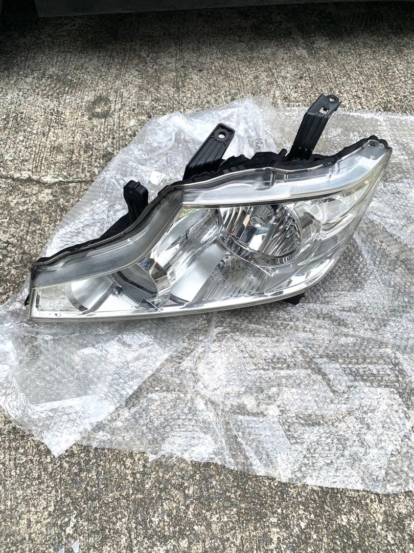 ステップワゴンヘッドライト 2個セット