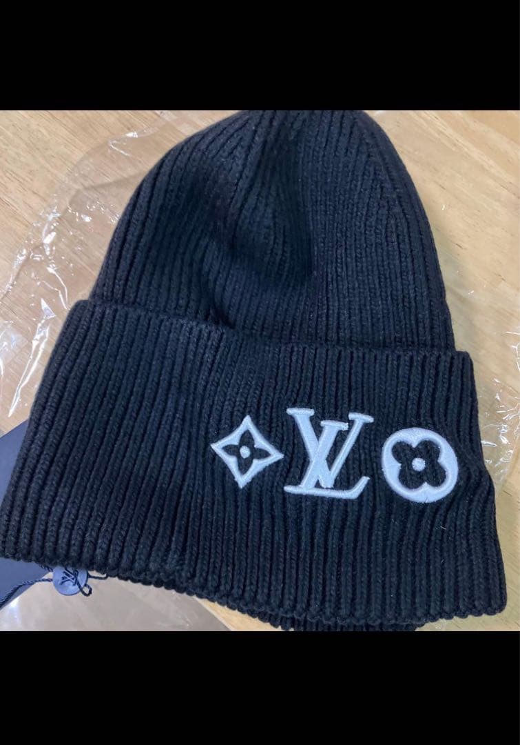 LV ブラックニット帽