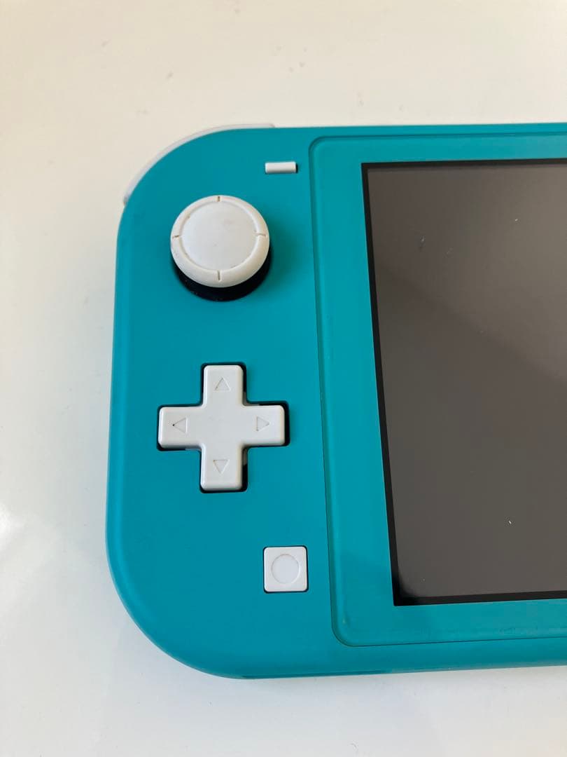 《Nintendo Switch Lite 本体》