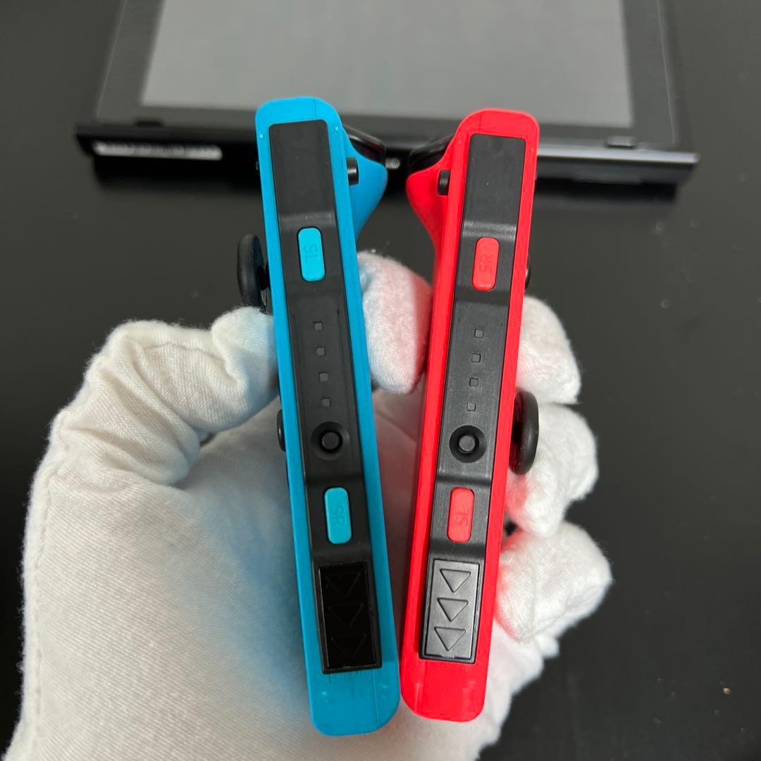 ニンテンドー　スイッチ　本体　Switch　一式　ハードケース