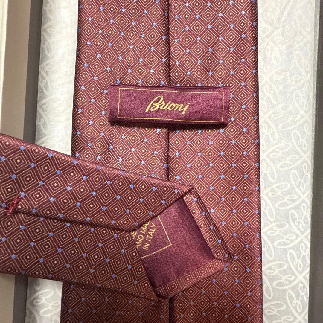 美品　ブリオーニ　ネクタイ　赤茶エンジ　ドット