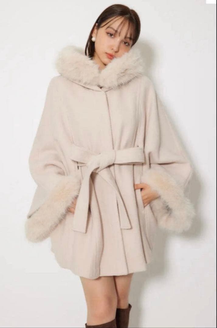 riendaウールMIXフードポンチョS