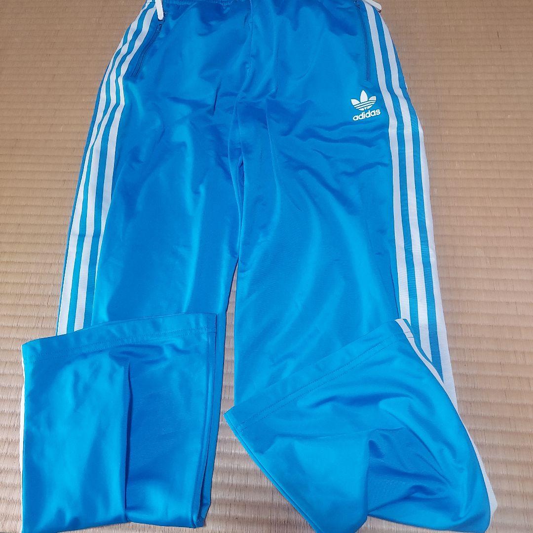 アディダス オリジナルス 青空三葉 ジャージ セットアップ スカイブルー