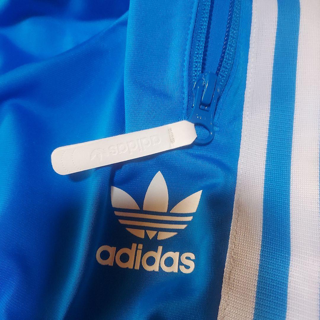 アディダス オリジナルス 青空三葉 ジャージ セットアップ スカイブルー