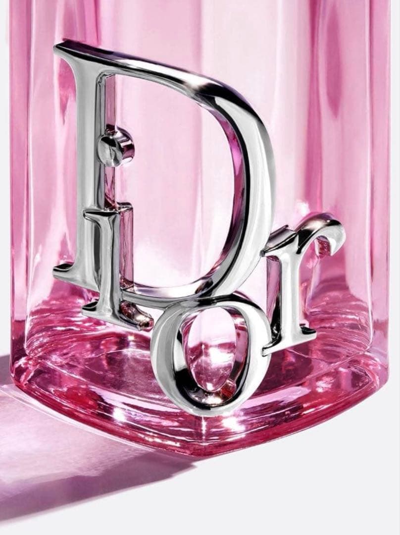 Diorアディクトロージーグロウオードゥパルファン30ml新品　ギフトバッグ付き