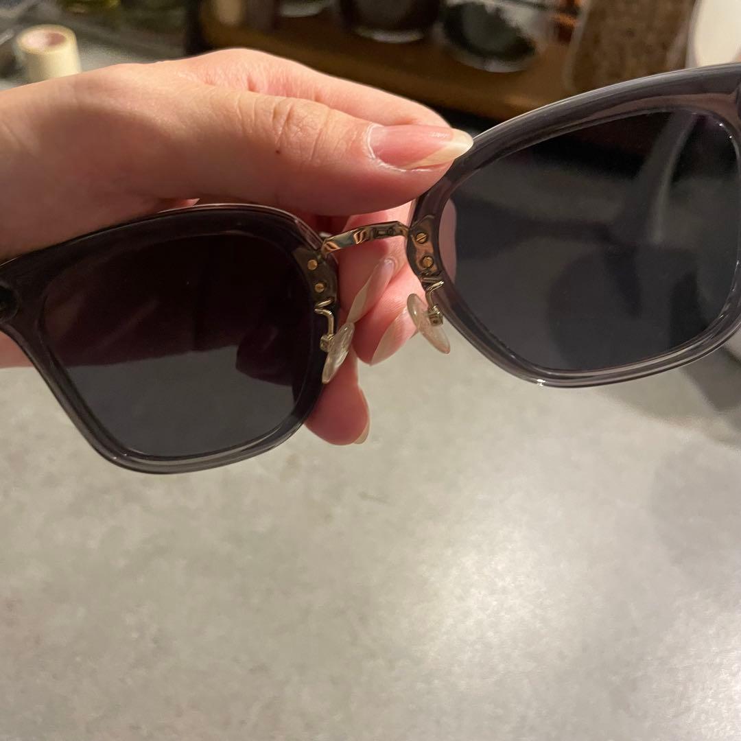 TOM FORD スクエアサングラス ブラックレンズ