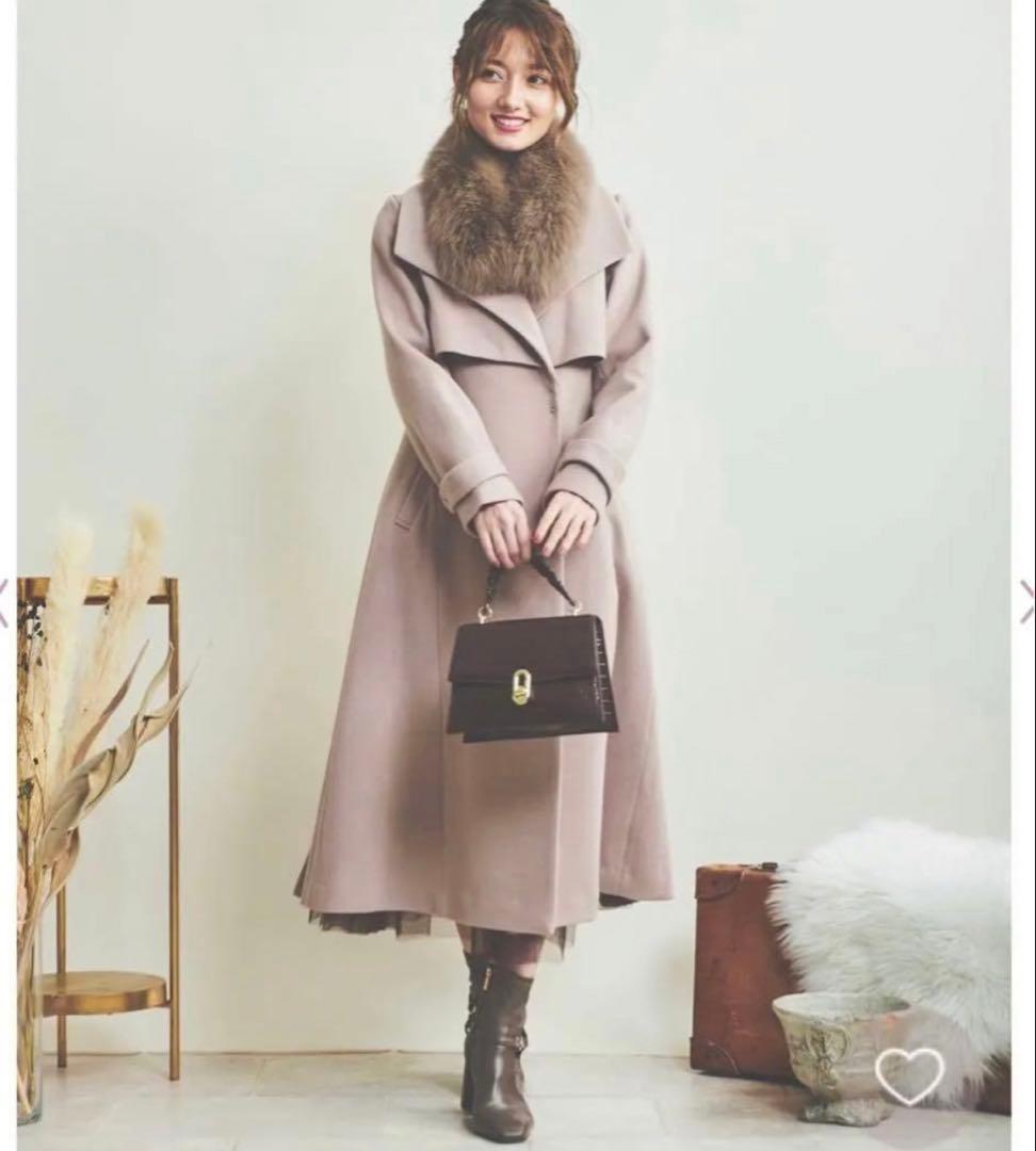 【限定価格】ファー付きロングコート Noela