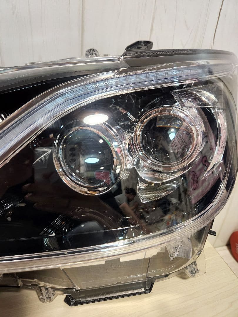 210クラウン マジェスタ ヘッドライト × LEDコンピューターセット‼️