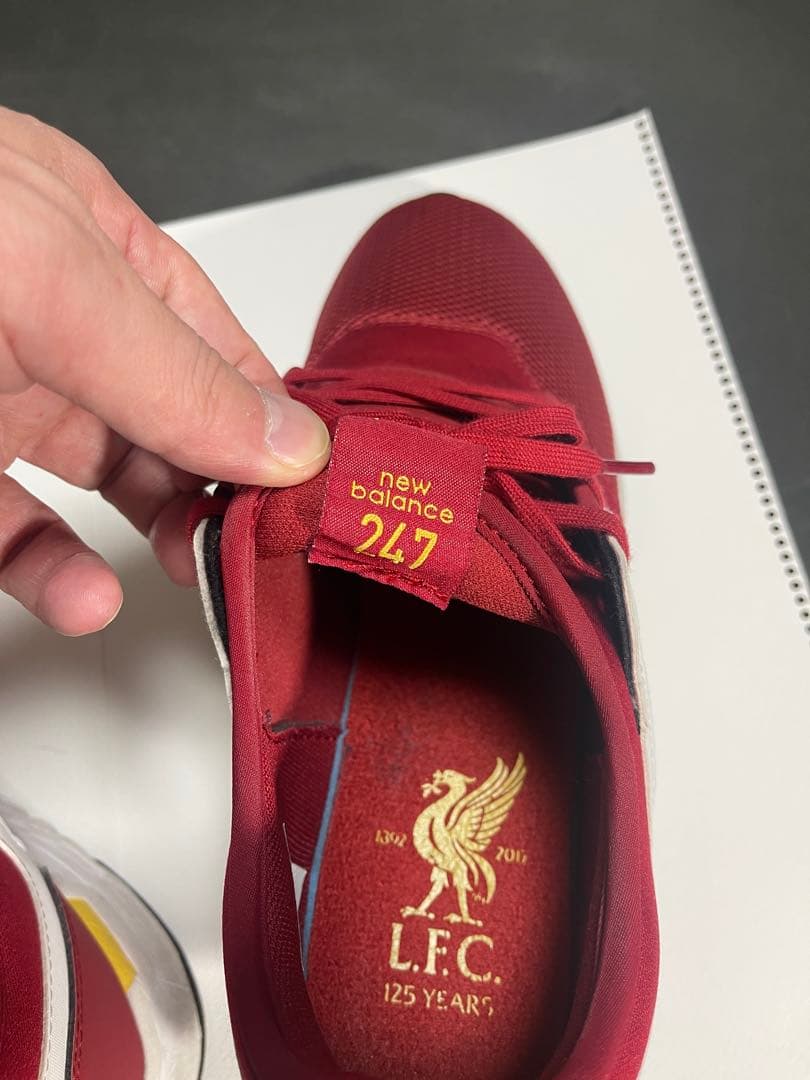 【レア品】リバプール【限定品】Liverpoolスニーカー<125周年記念>