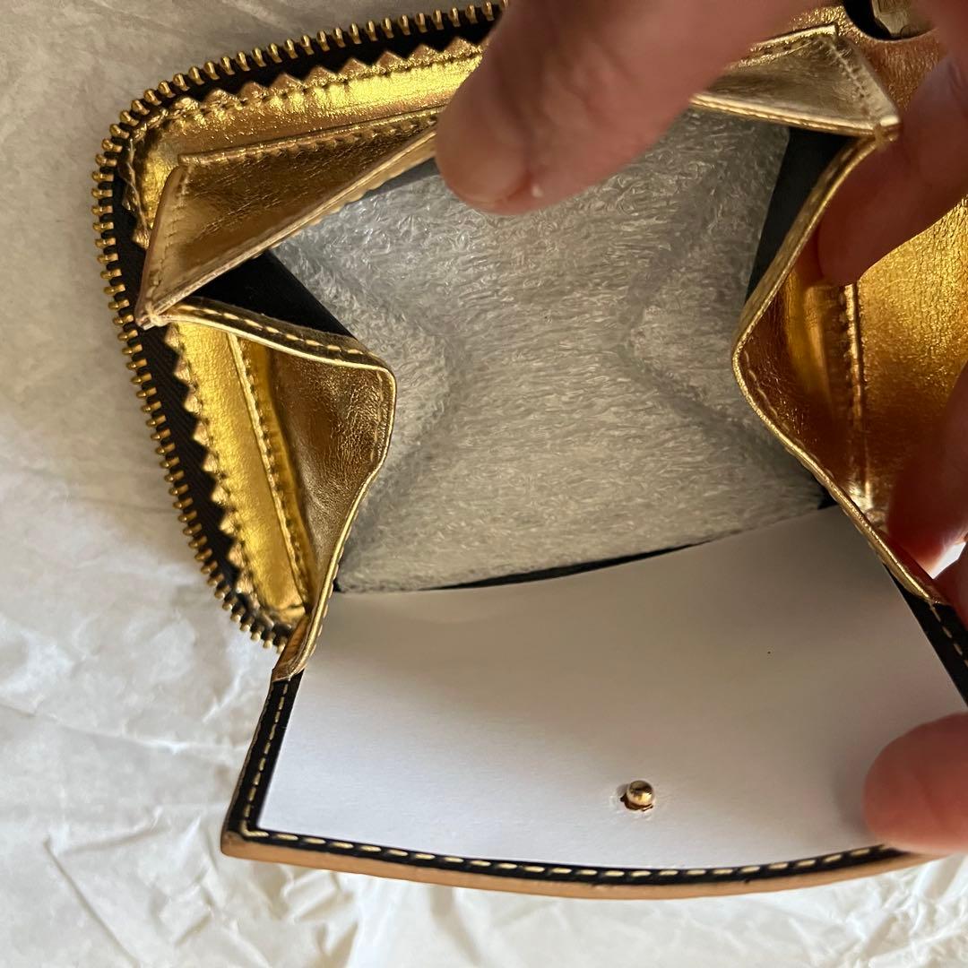 コムデギャルソン　二つ折り財布 ブラック ゴールド内装