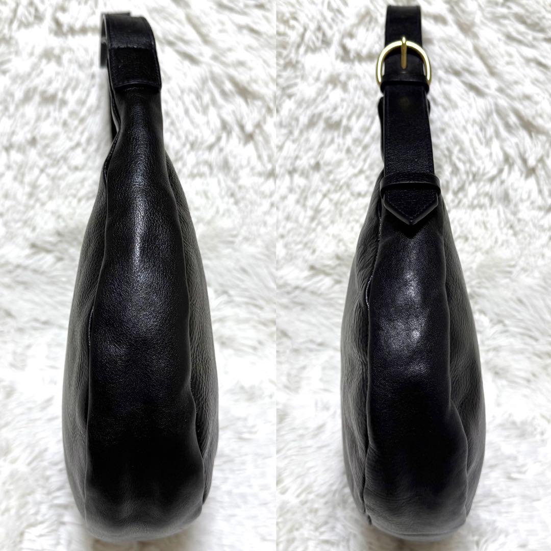 美品 イルビゾンテ ハーフムーン ワンショルダー ショルダーバッグ 新タグ 現行