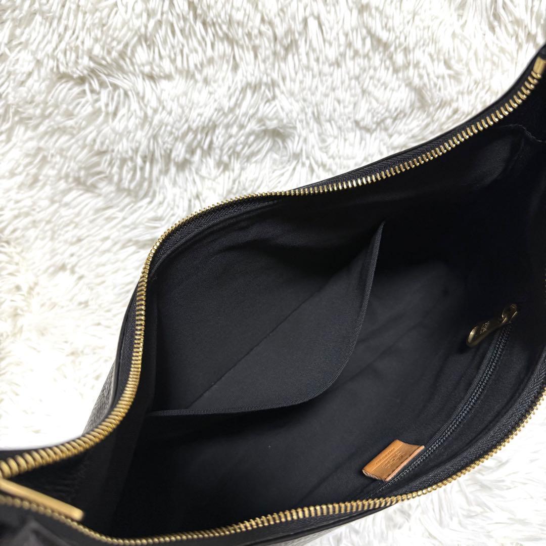 美品 イルビゾンテ ハーフムーン ワンショルダー ショルダーバッグ 新タグ 現行