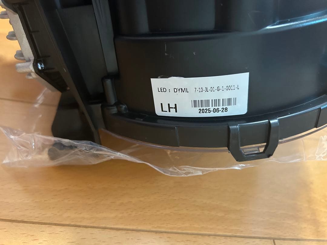 ジープ　ラングラー　イカリング　ヘッドライト