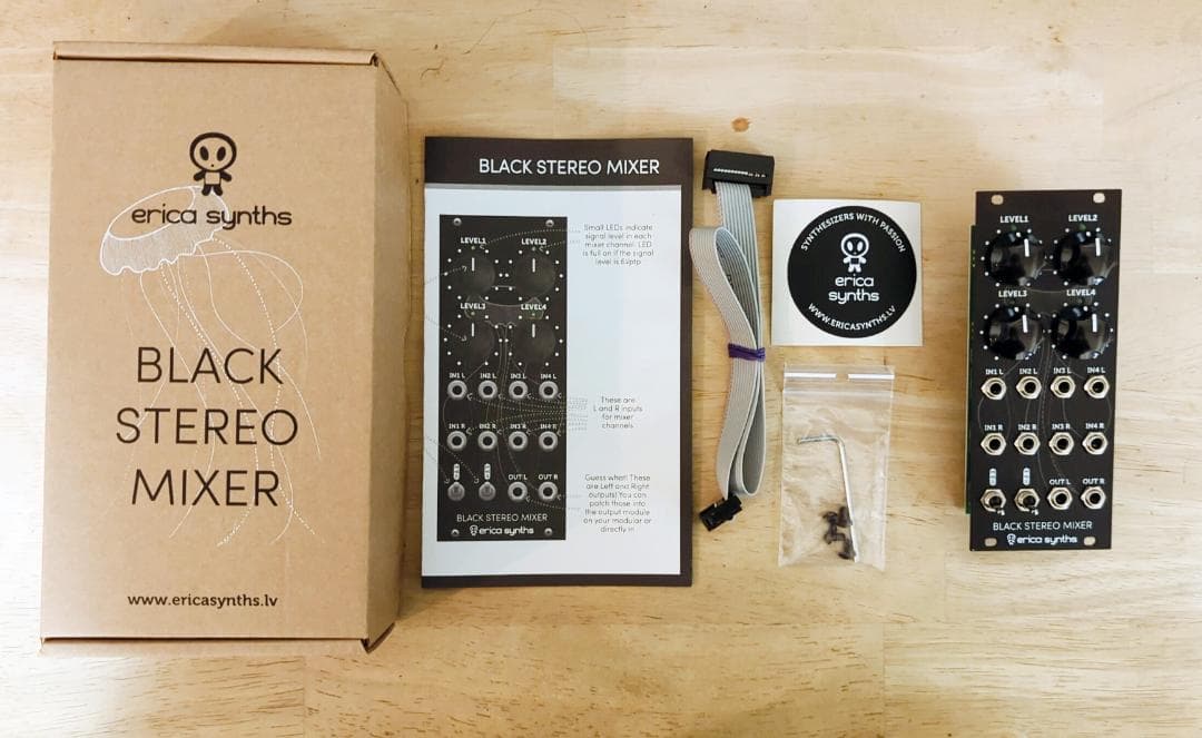 みなみ Erica Synths Black Stereo Mixerv3