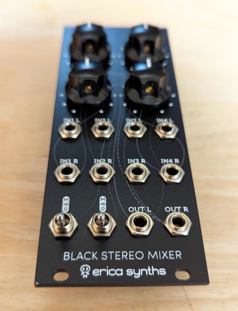 みなみ Erica Synths Black Stereo Mixerv3