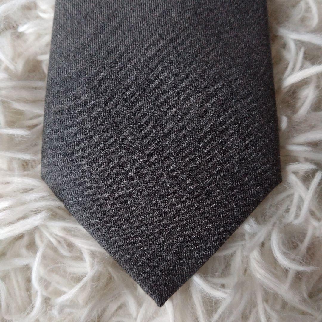 美品✨HERMES ネクタイ Cavalcade 馬刺繍ホース　 H柄　グレー