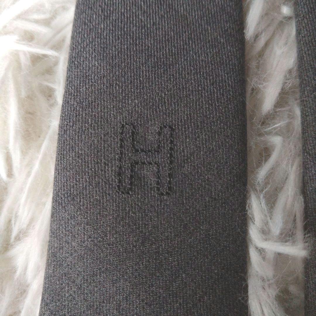 美品✨HERMES ネクタイ Cavalcade 馬刺繍ホース　 H柄　グレー