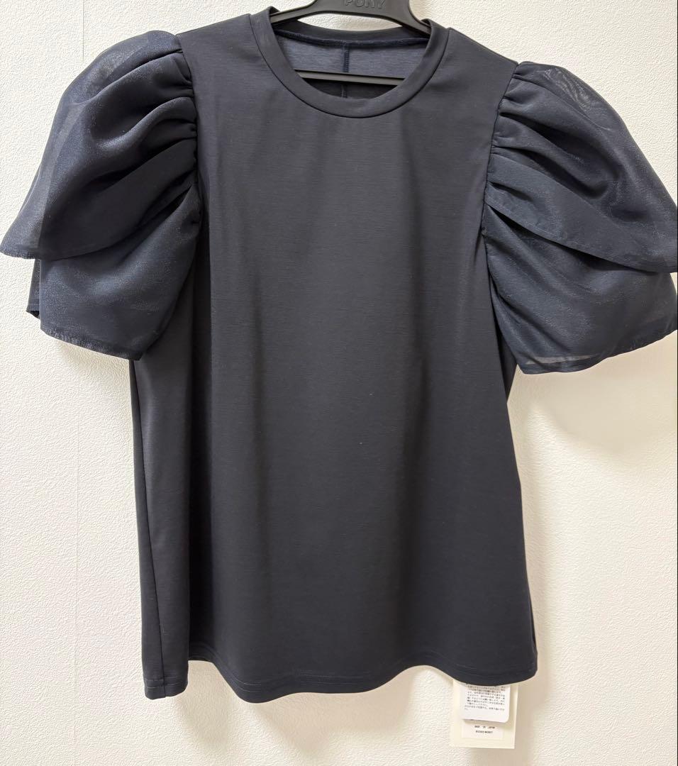 【新品未使用タグ付】MACAHTTT シアーパフドッキングTシャツ