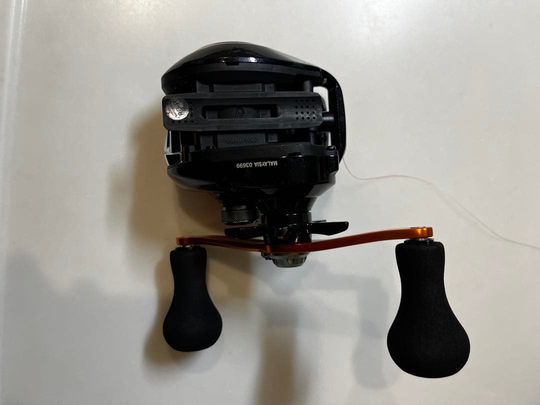 Shimano ベイトリール