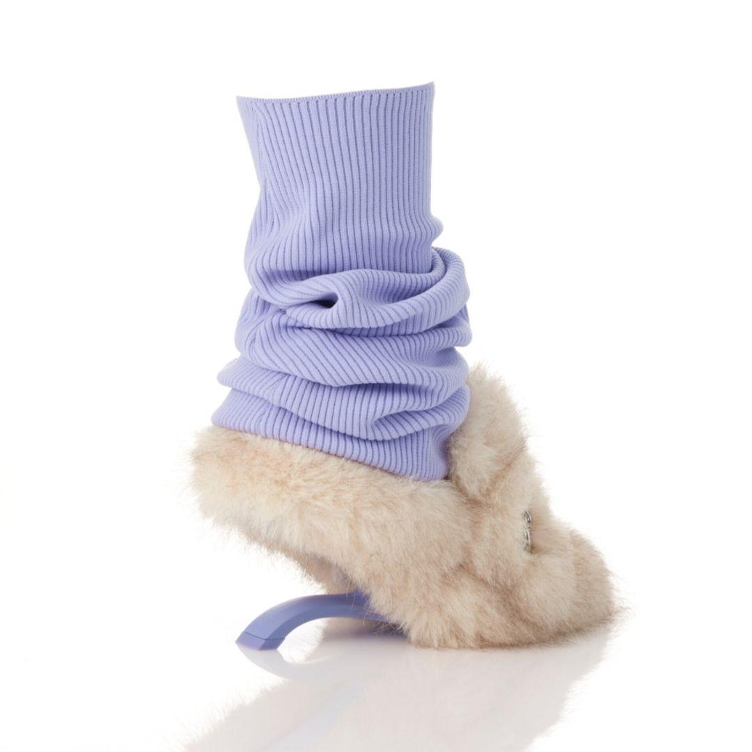 YELLO　BUNNY FAUX FUR MULES & LEG WARMERS