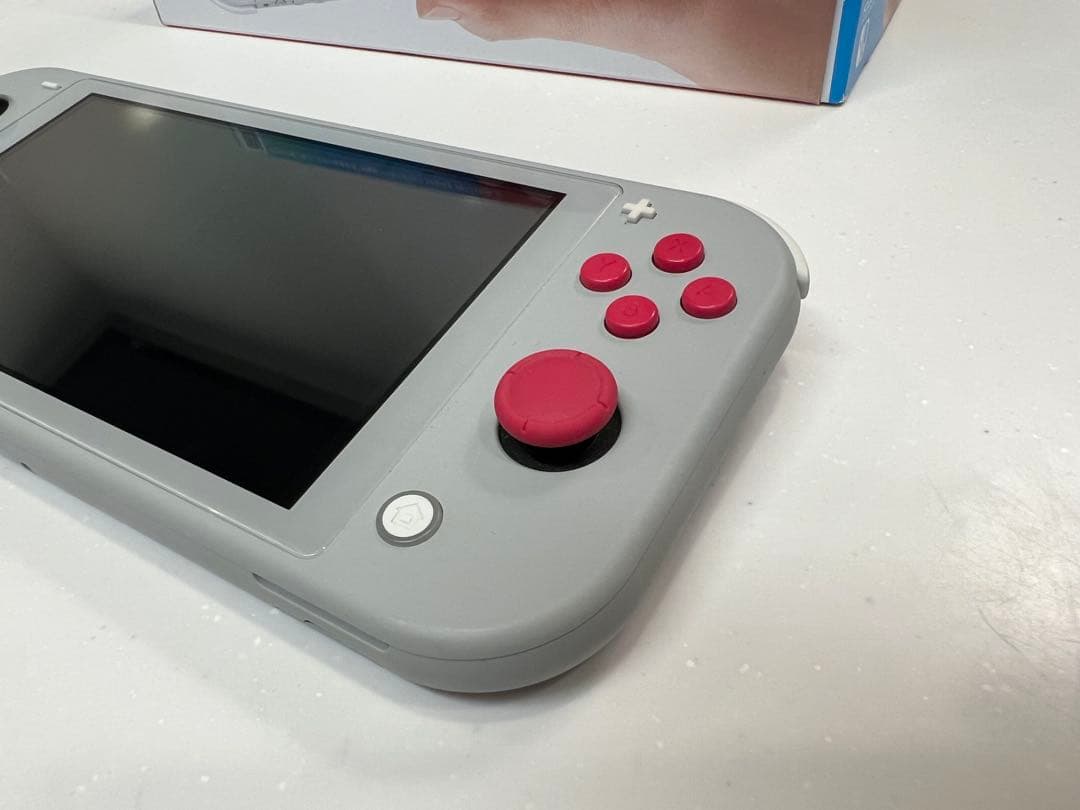 Nintendo Switch light ザシアン ザマゼンタモデル