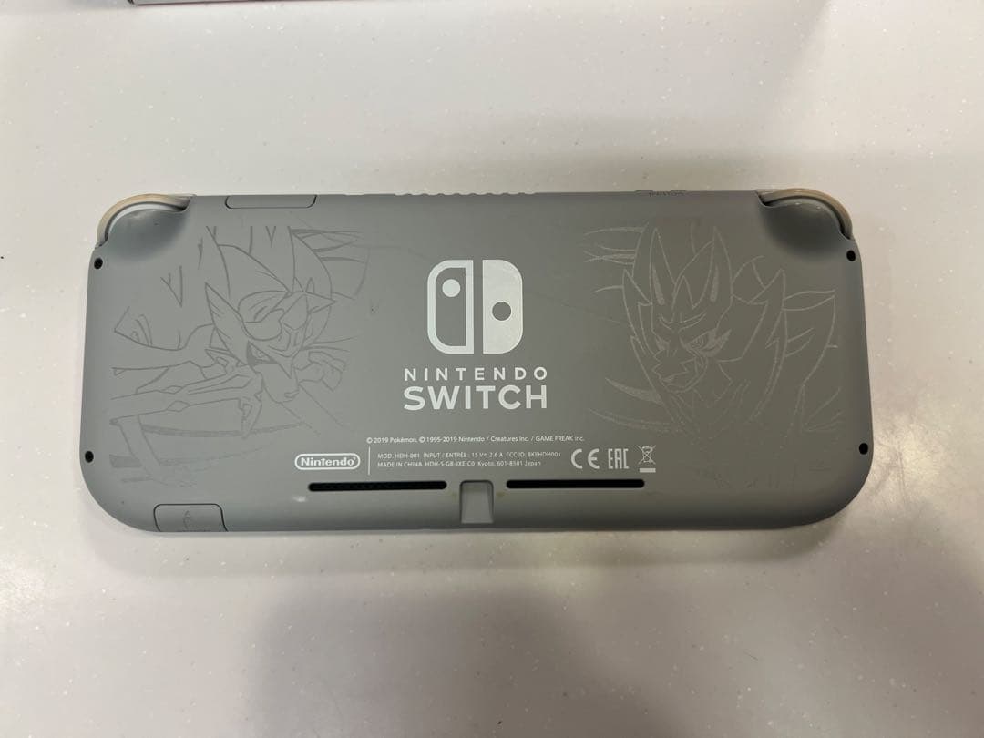 Nintendo Switch light ザシアン ザマゼンタモデル