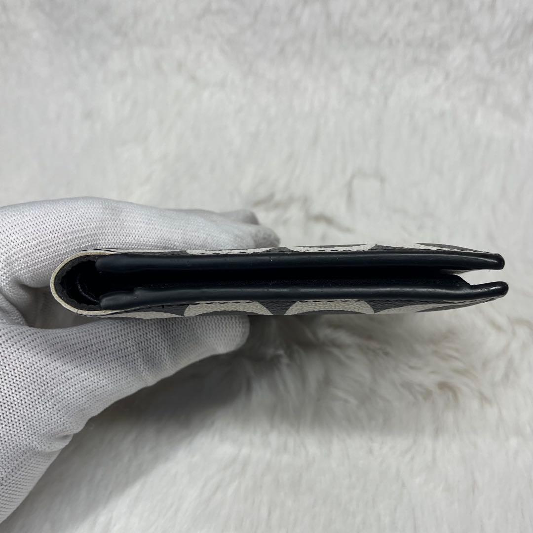 【極美品】COACH 二つ折り財布 ブラック/ホワイト