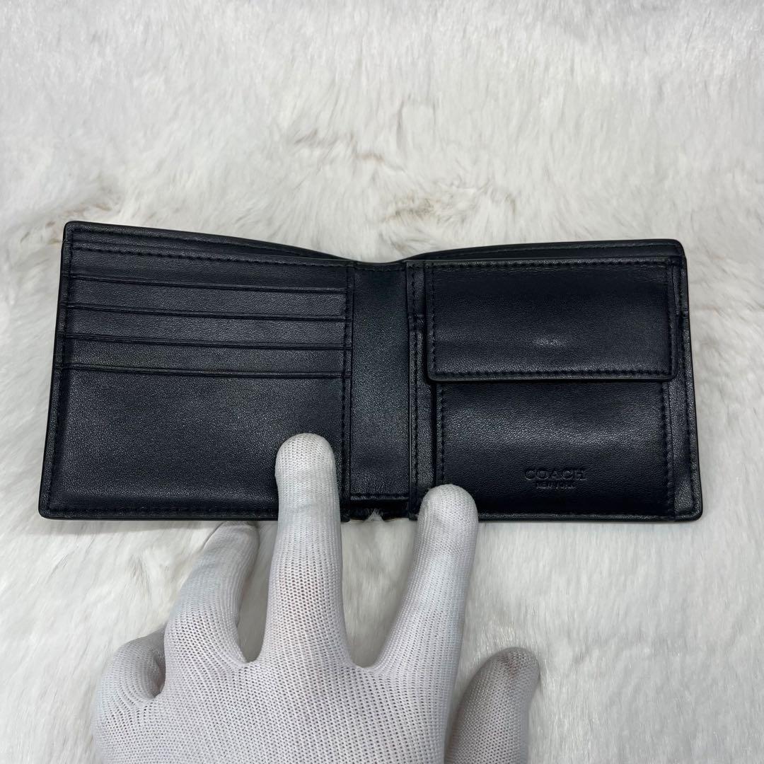 【極美品】COACH 二つ折り財布 ブラック/ホワイト