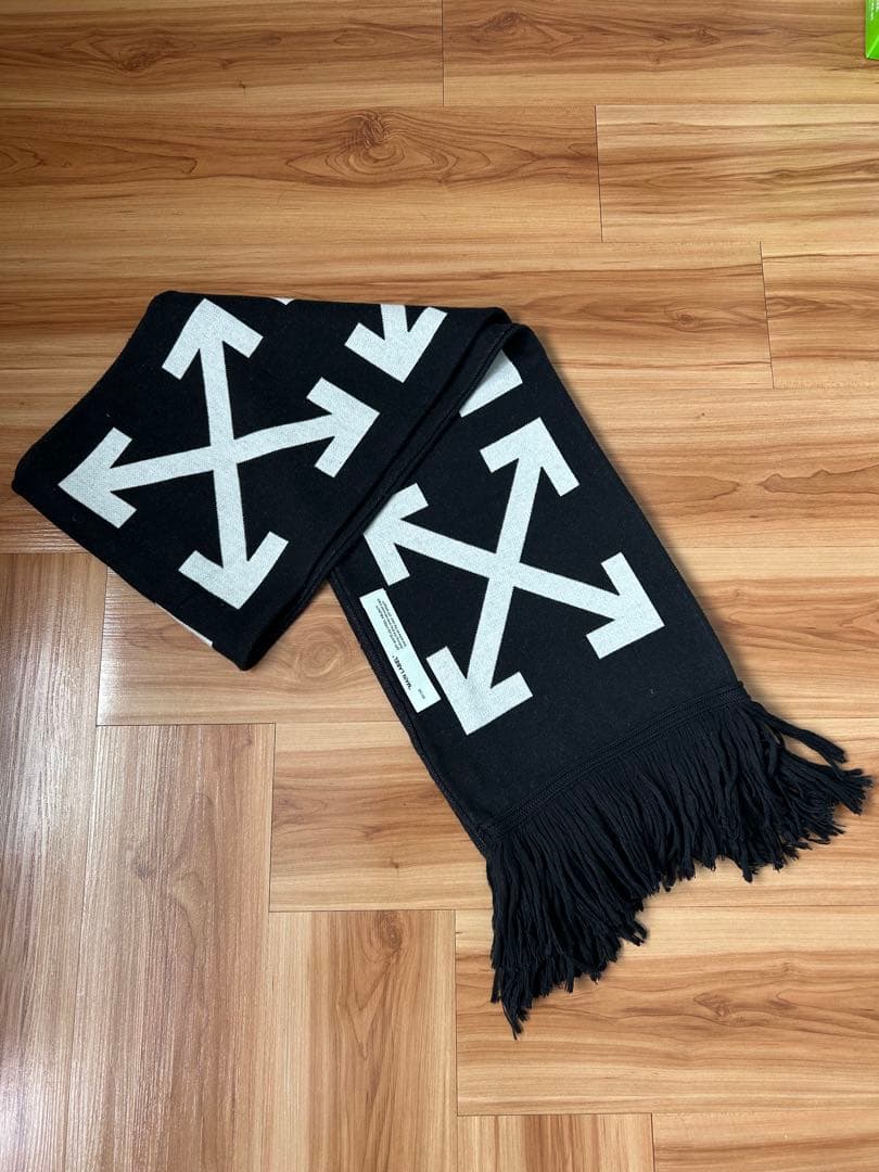 offwhite オフホワイト　マフラー