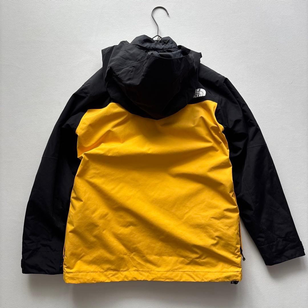 02140-4 ノースフェイス　スノボウェア　ダウンジャケット　イエロー