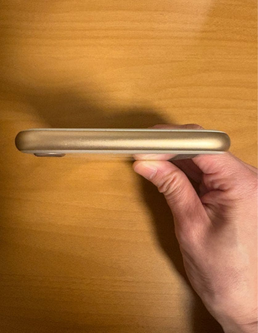 【本体のみ】iPhone8 64GB ゴールド