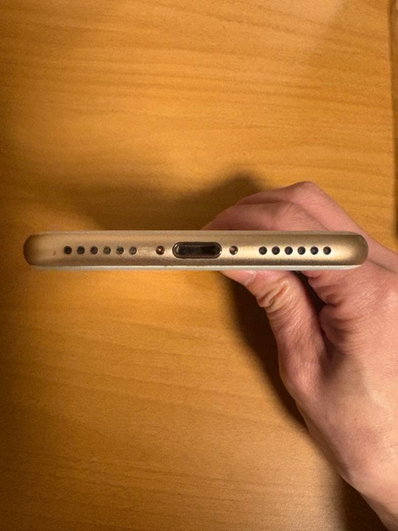 【本体のみ】iPhone8 64GB ゴールド