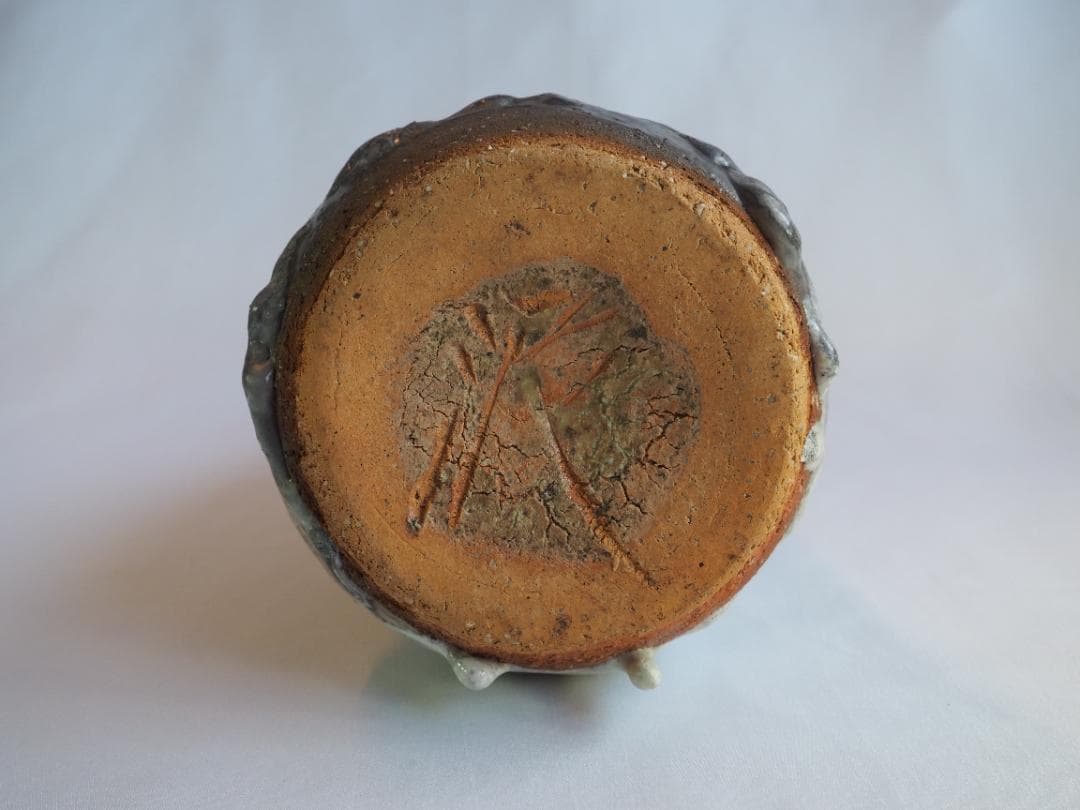 14代坂田泥華造『萩灰被耳付花入』（共箱）山口県指定無形文化財