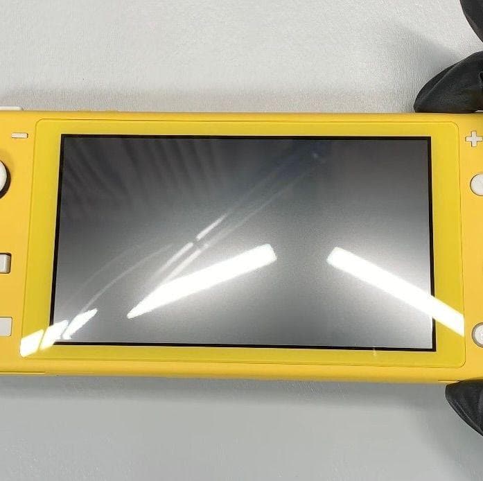 Nintendo Switch Lite 本体 動作品　2024