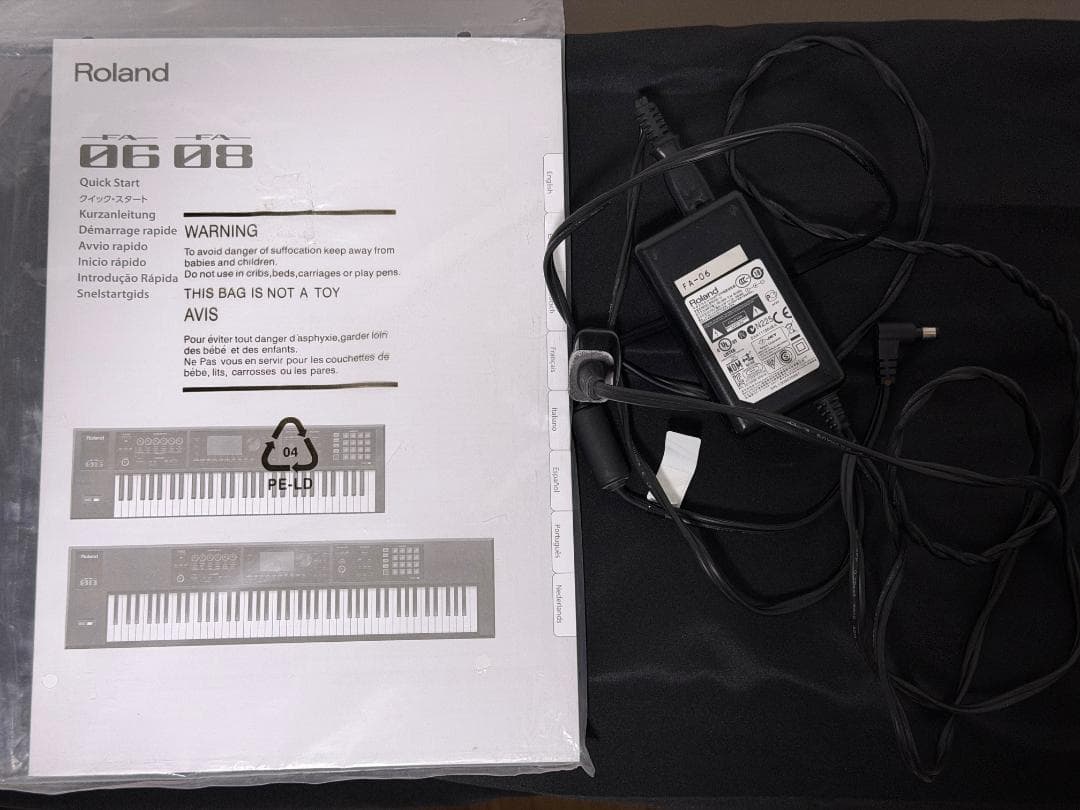 Roland FA-06 シンセサイザー 61鍵 動作不良あり