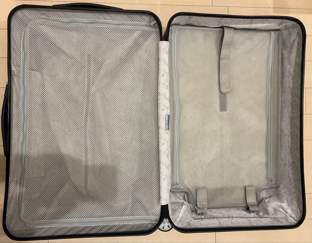 格安リモワRIMOWA サルサ（4輪）810.70 TSAロック　軽量　ブラウン