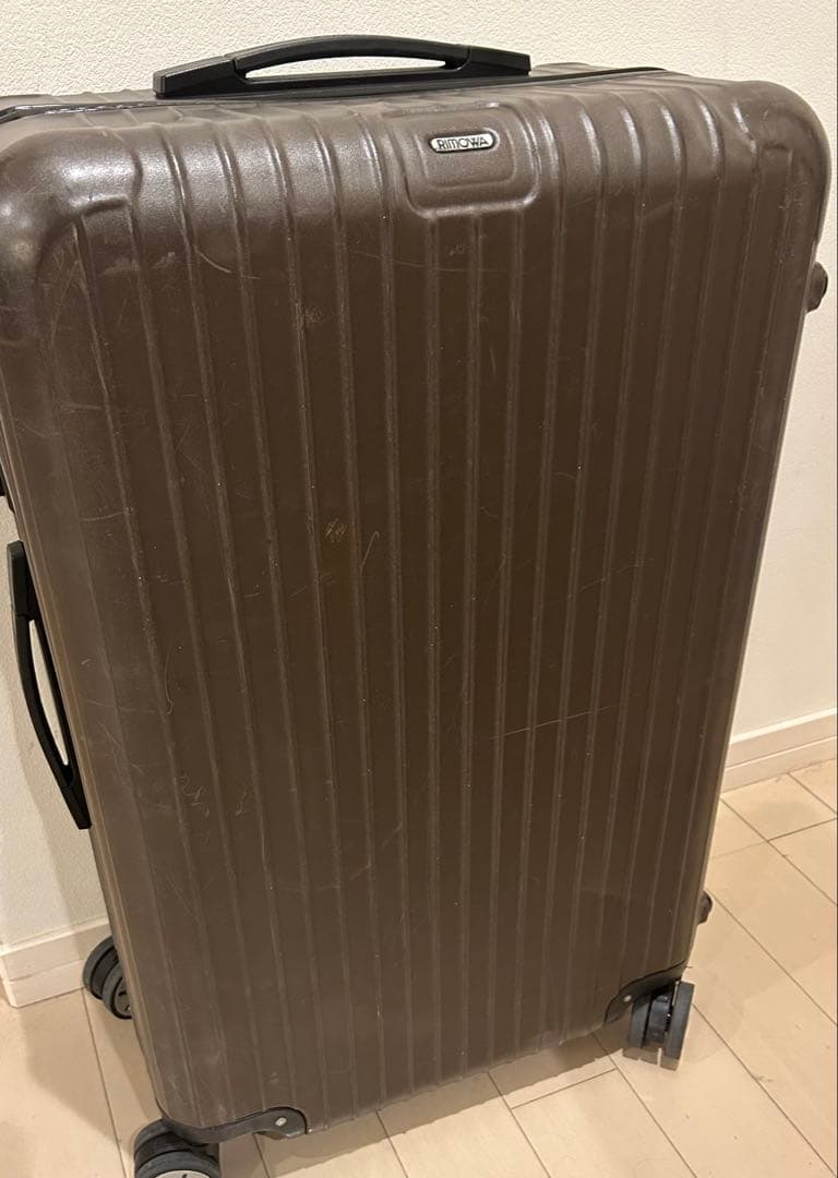 格安リモワRIMOWA サルサ（4輪）810.70 TSAロック　軽量　ブラウン