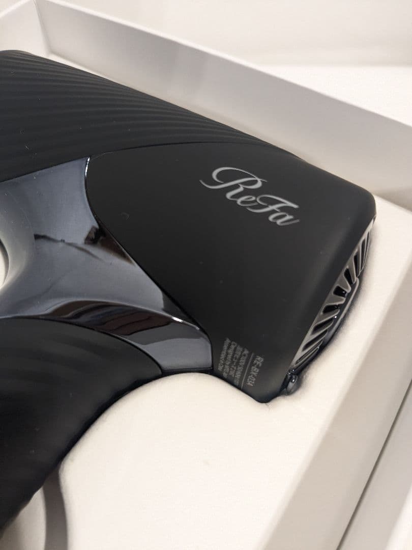 極美品　リファ　ReFa リファビューテック ドライヤー SE　RE-BX-03