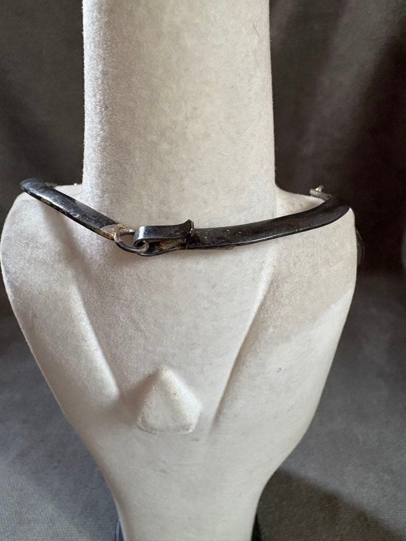 d*7様 エレガントな流線型ペンダントネックレス／メキシカンネックレス