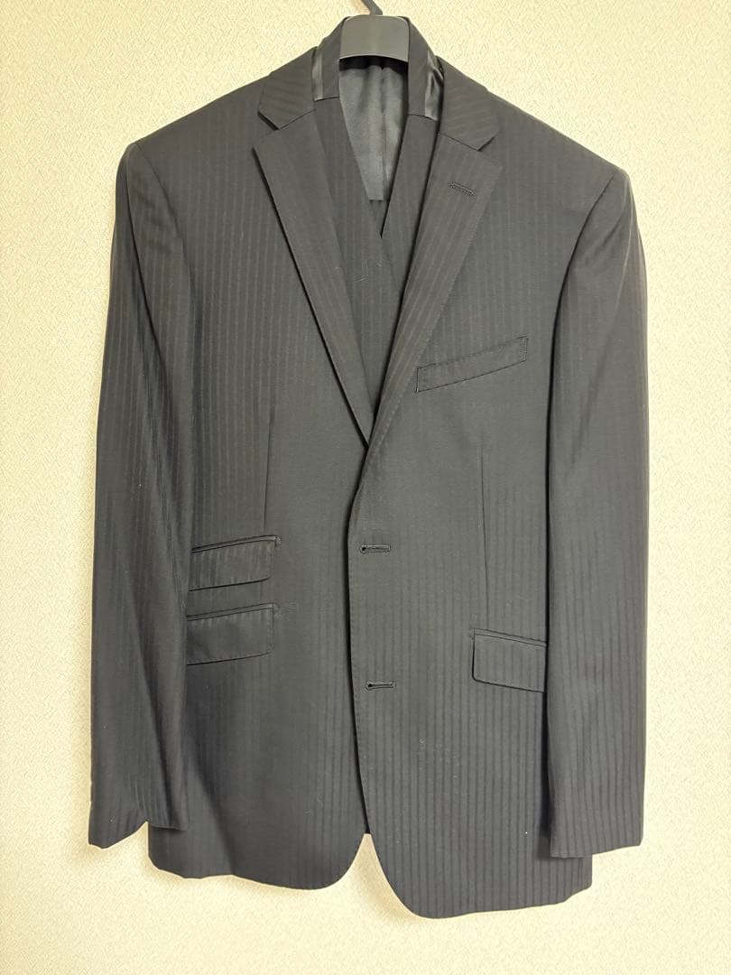【BURBERRY BLACK LABEL】スリーピーススーツ【ほぼ未使用】