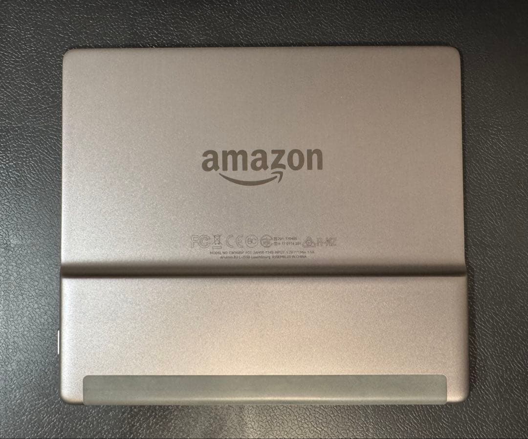 Amazon Kindle Oasis 第9世代 Wi-Fi+3G 32GB