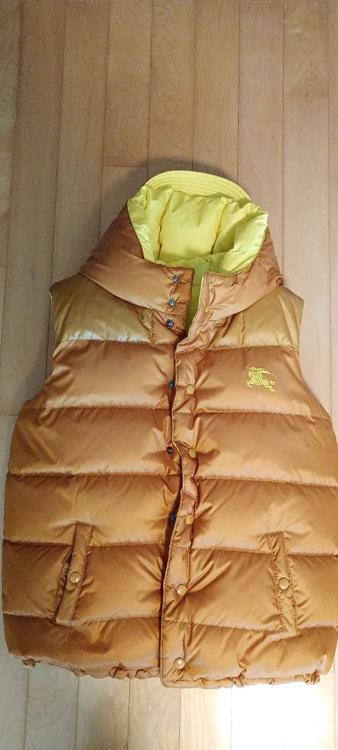 バーバリー　ダウンベスト ブラウン/イエロー 14Y 164cm