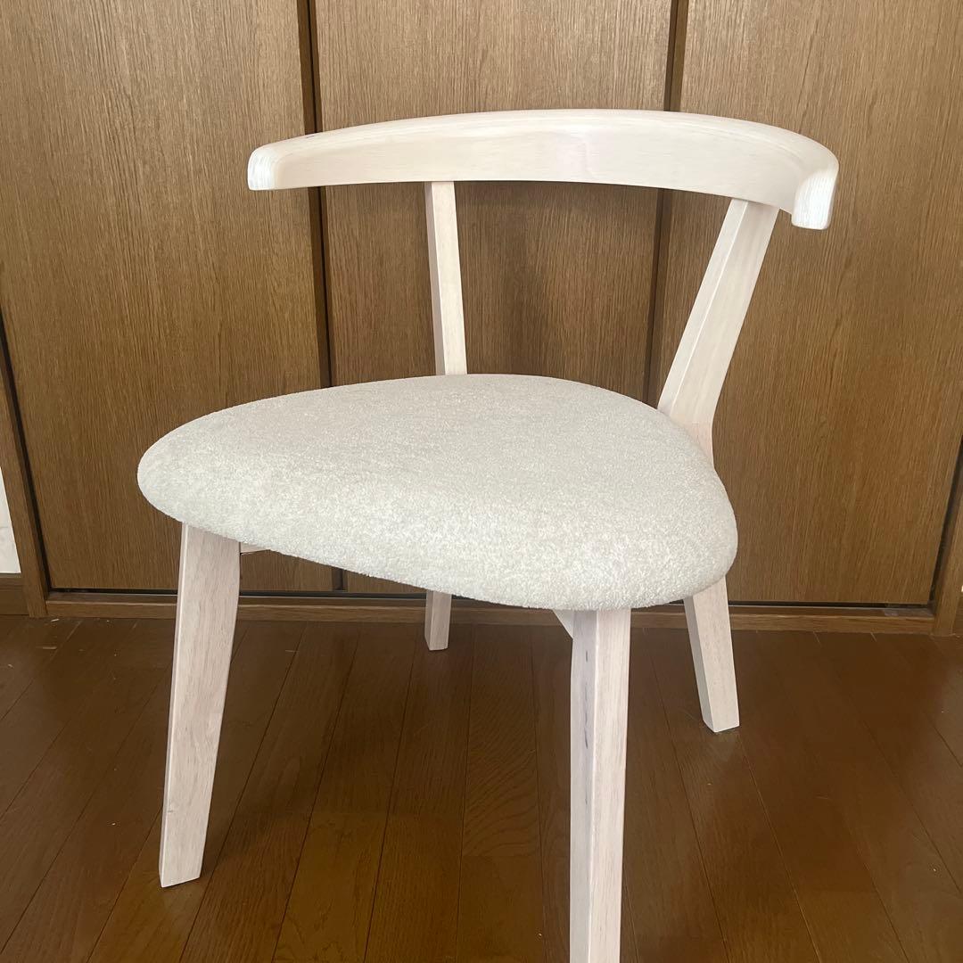 ダイニングチェア　椅子　天然木　新品