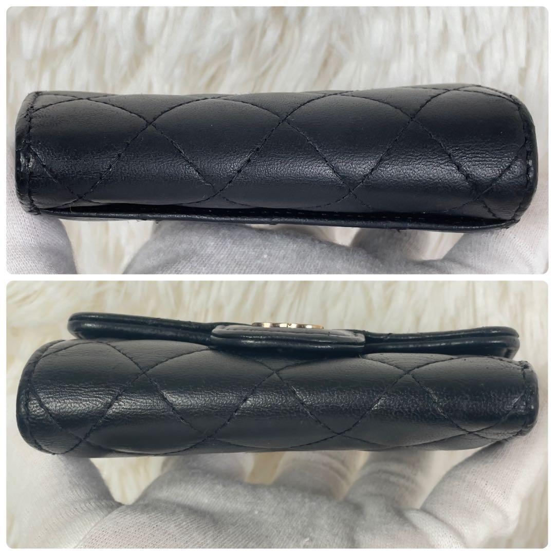 美品　CHANEL シャネル　マトラッセ　ラムスキン　ブラック　キーケース