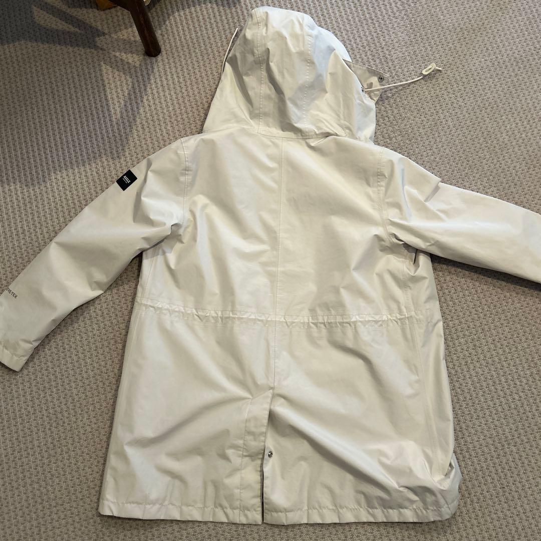 AIGLE GORE-TEX ジャケット 38 ホワイト