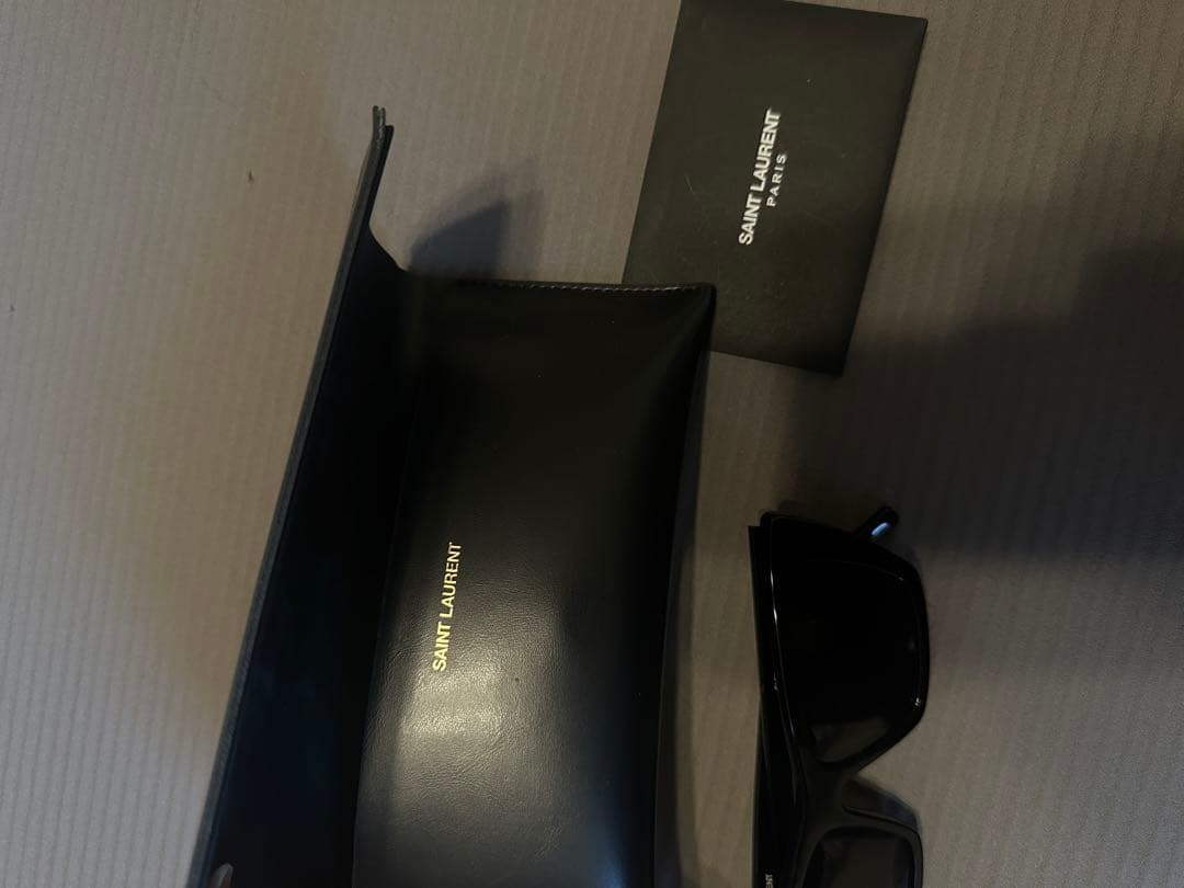 【美品】サンローラン　サングラス