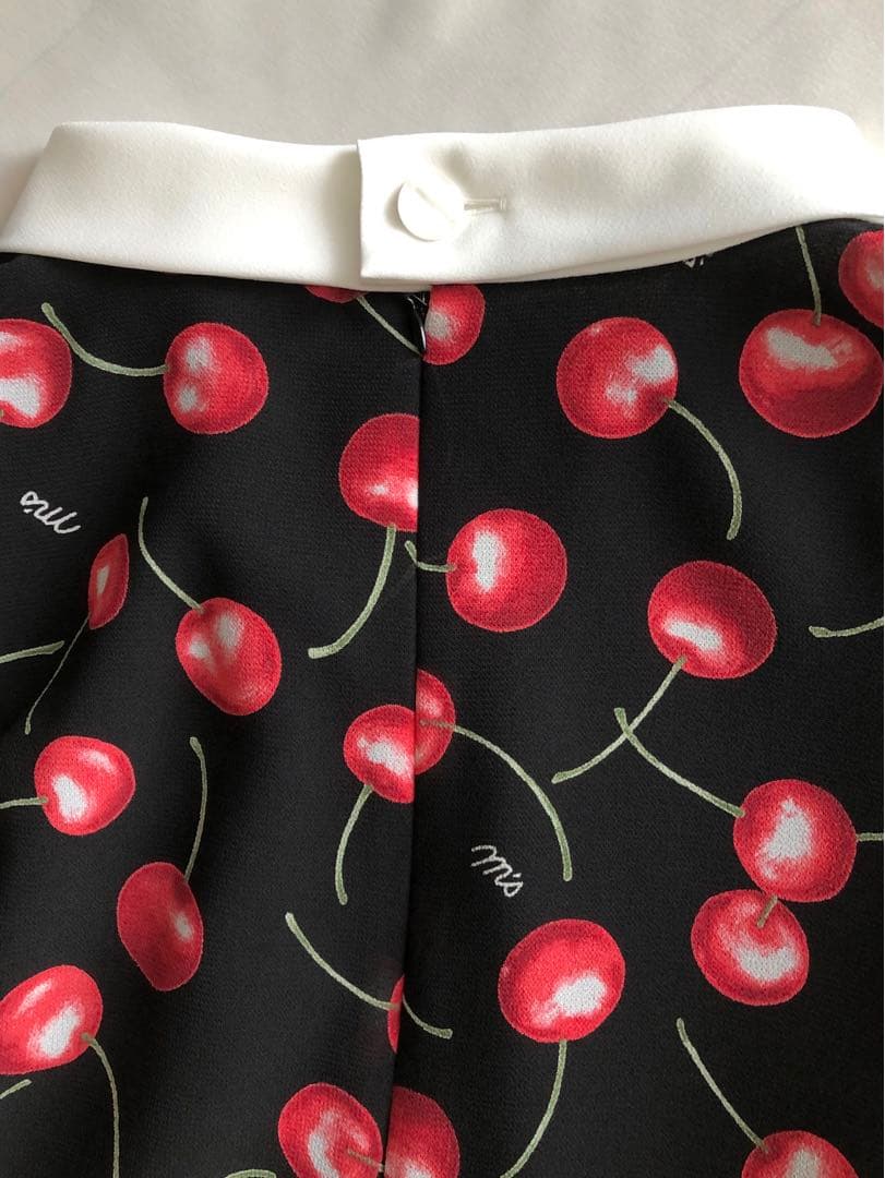 エムズグレイシー　今期　チェリー柄チュニック38サイズ